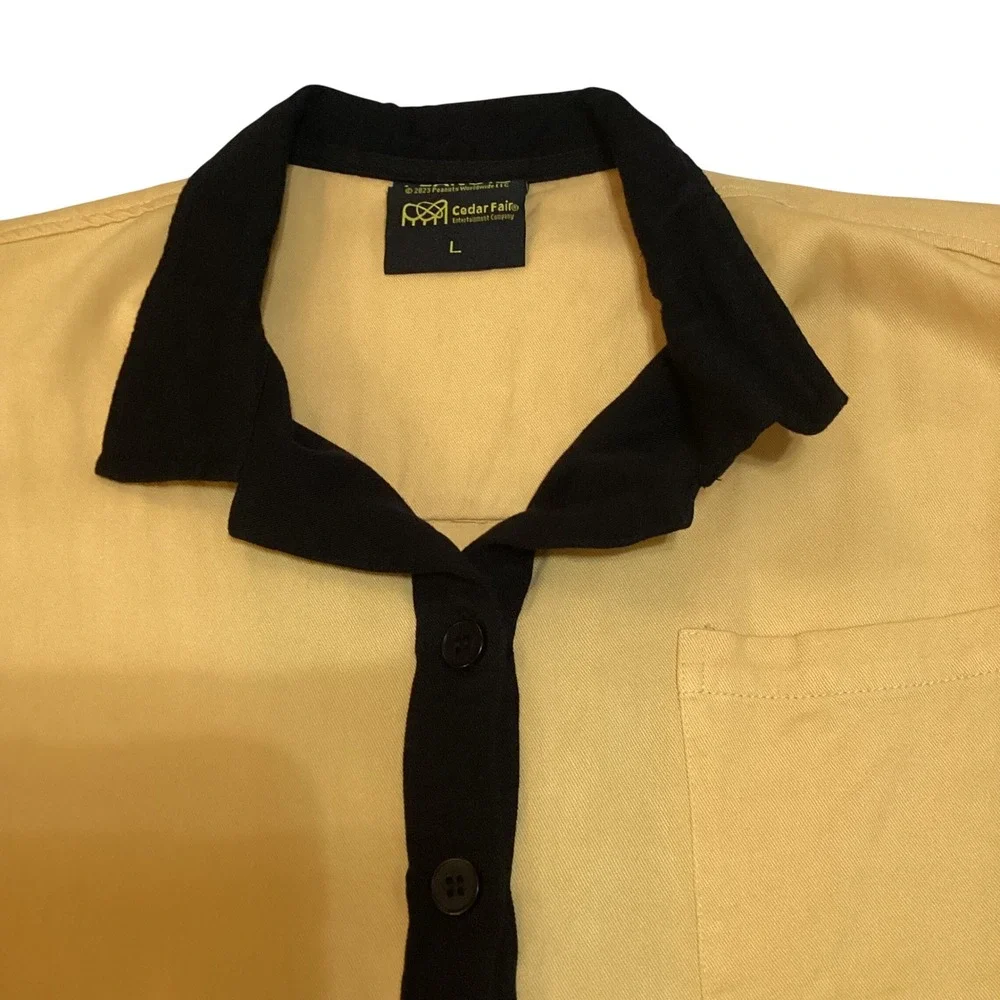 Peanuts Charlie Brown Zigzag Button Down Shirt Yellow Black Mens Lrg Cedar Fair